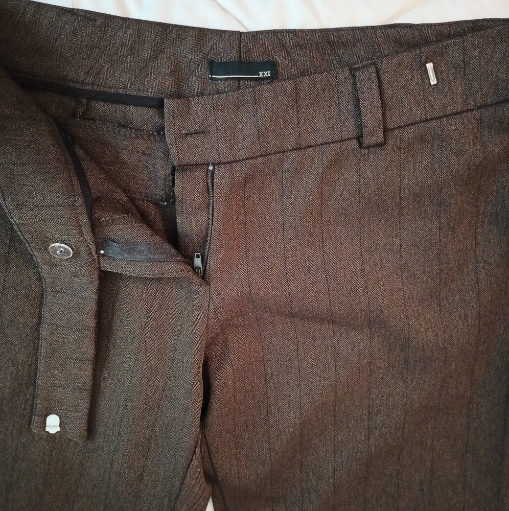 5 Pairs Of Dress Pants And 1 Skirt
